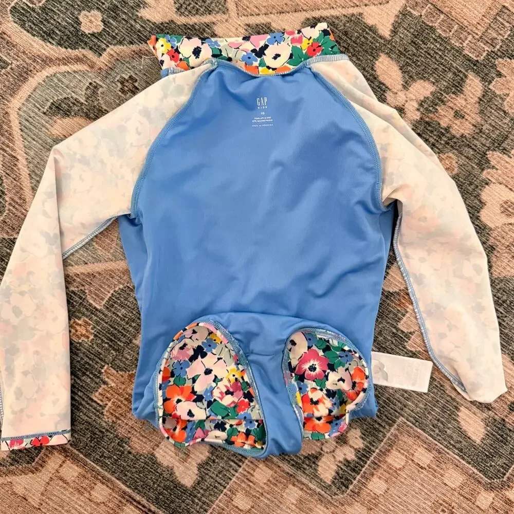 Gap Kids Girls Swimsuit XS 4 to 5 yo Floral Long Sleeve Rashguard Beach Swim